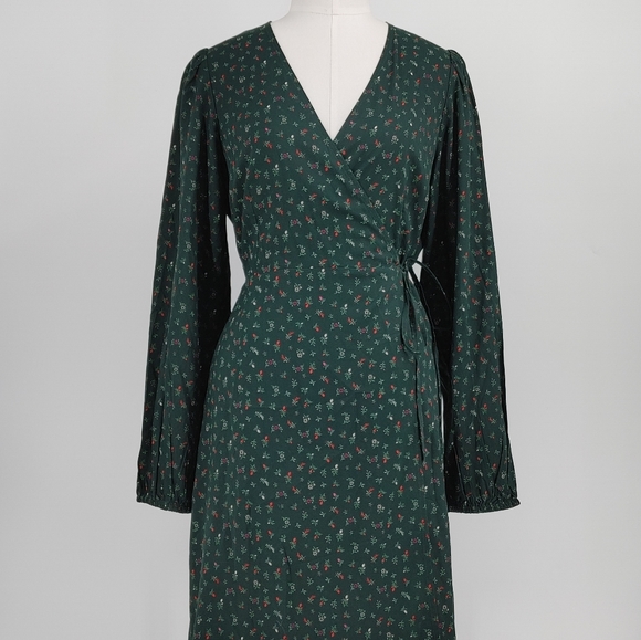 Old Navy | wrap dress - Picture 2 of 8